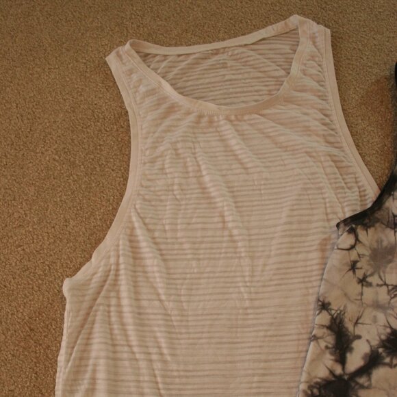 🤍 Tangerine Women’s Tank with White Overlay – Size Medium – New & Never Worn 🤍 - Picture 3 of 7